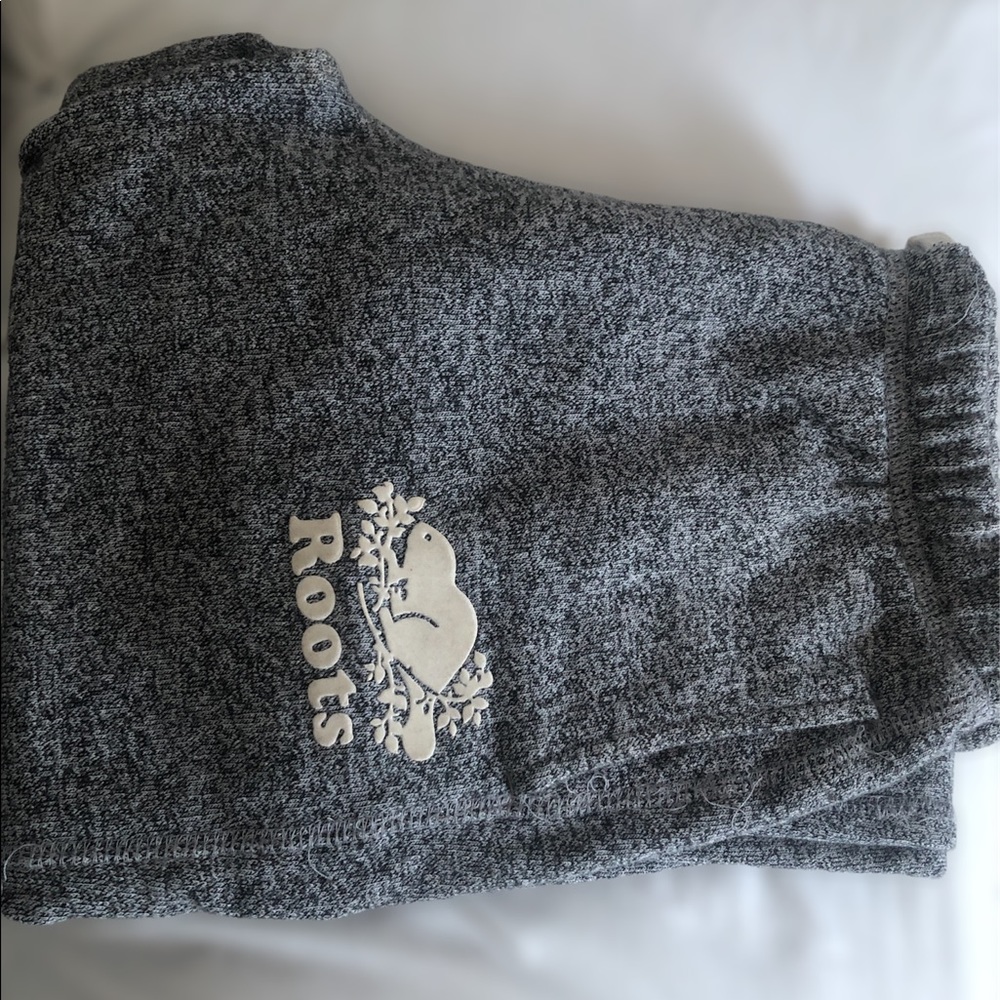 ROOTS SALT AND PEPPER SWEATPANTS